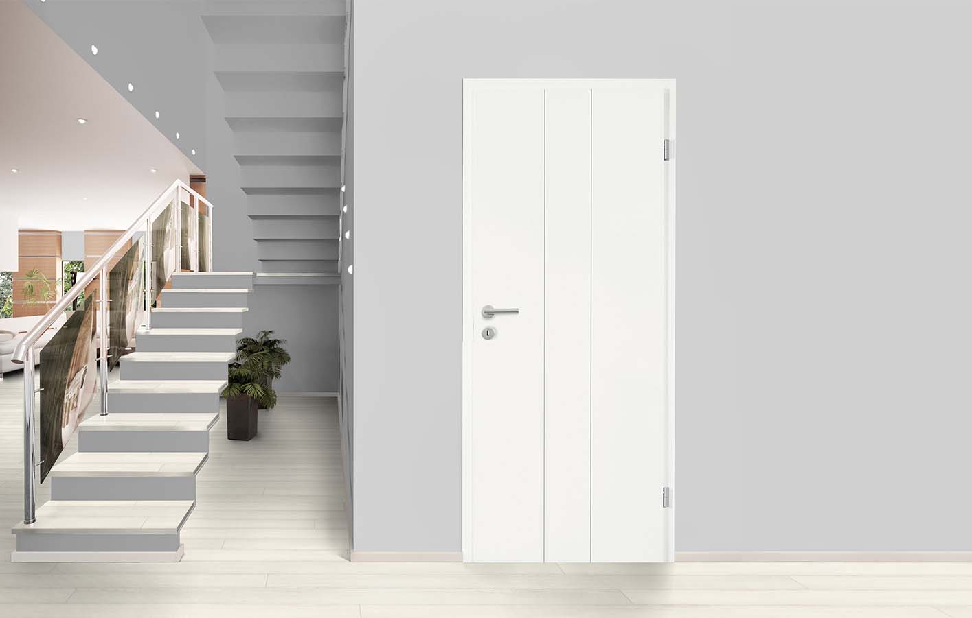 weiße Designtür an einer grauen Wand nebenan eine Treppe